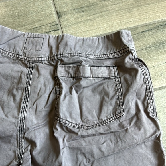 Quiksilver shorts - Picture 6 of 6
